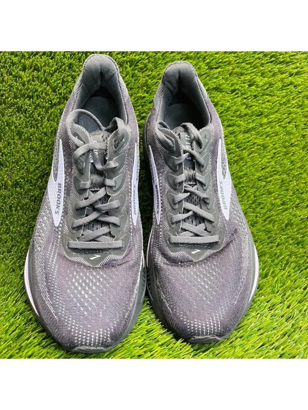Brooks Ghost 17 Womens Size 10 Gray Black Purple Athletic Running Shoes Sneakers